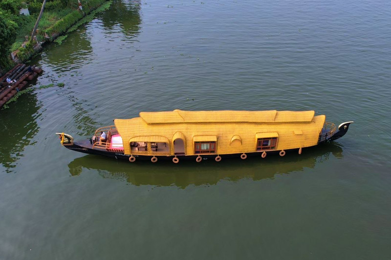 Alleppey-Houseboat-Valentine's Day-Offer-2026