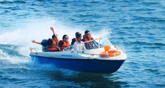 speedboat