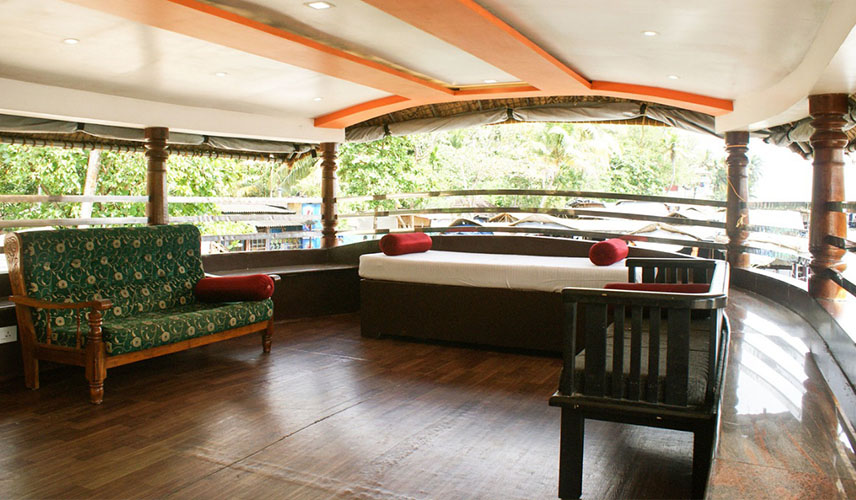 Premium Houseboats