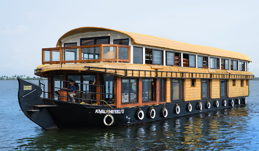 luxury Houseboats